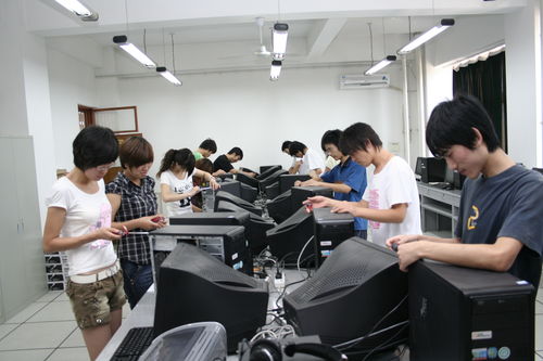 五大維度鑄就復合型人才 五年制高職計算機應用技術專業解析