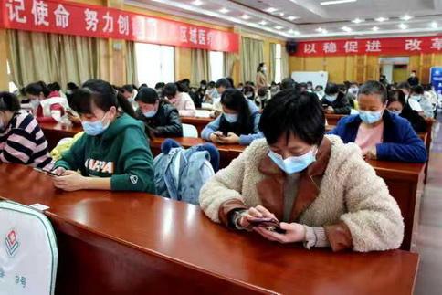 文明禮儀促服務提升 德州市人民醫院護理部舉辦護士禮儀服務規范考試